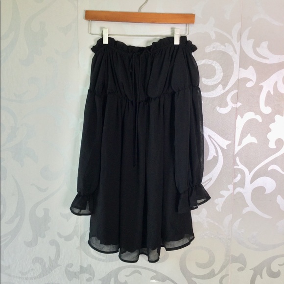 R81 bad romancin dress - Picture 3 of 3